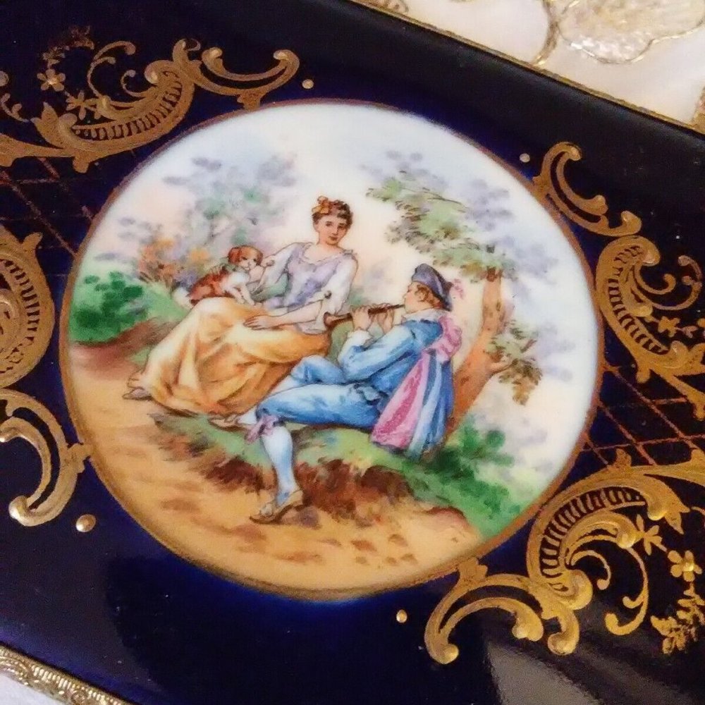 Vintage / Antique signed Trinket Jewelry Box